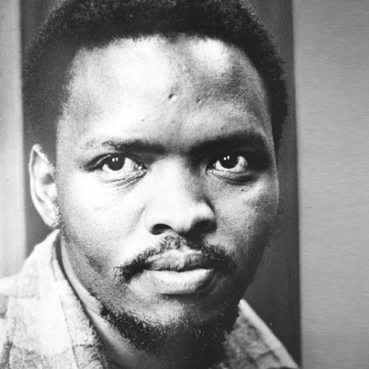 Biografia Steve Biko Biography - Stephen Bantu Biko