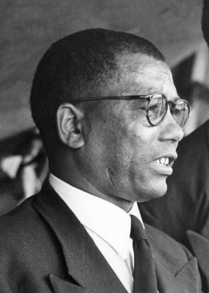Mandela At Emaze Presentation