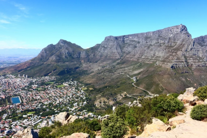 https://atzarocapetown.com/wp-content/uploads/2024/10/Oranjezicht-1-1030x686-1.webp