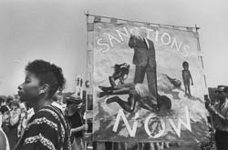 Anti-Apartheid Rally for Sanctions against the South African Government, London, 1986. Photograph by Paul Weinburg, supplied by South African Media Online