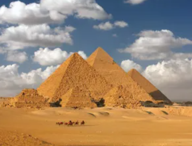 https://cdn.britannica.com/39/155939-050-A709B5D7/Pyramids-Giza-Cairo-Egypt.jpg?w=300