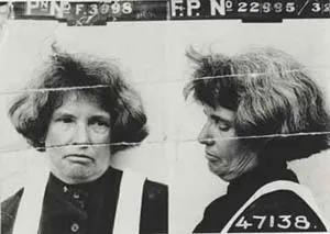 Daisy de Melker is hung for poisoning her two husbands and her son.