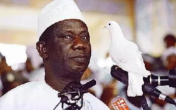 Lansana Conte’ leads a coup that deposes Guinea’s interim government