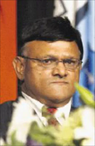 Amichand Rajbansi threatens non-cooperation with the James Commission