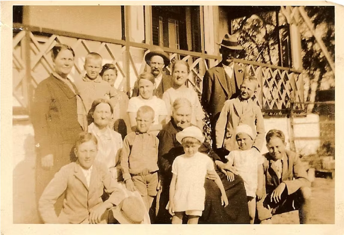 An Afrikaner family from the 1930s
