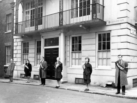 Dadoo and members of the Anti-Apartheid League 