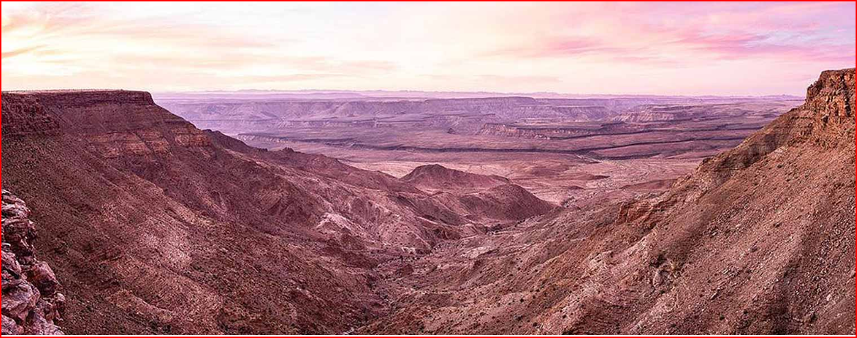 https://www.info-namibia.com/images/attractions/landmarks/fish-river-canyon/Fish-River-Shawn.jpg