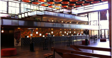 https://commons.wikimedia.org/wiki/File:Baxter_theatre_interior.jpg