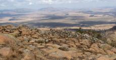  https://www.battlefieldsregionguides.co.za/wp-content/uploads/2013/01/hlobane-battlefield-2.jpg